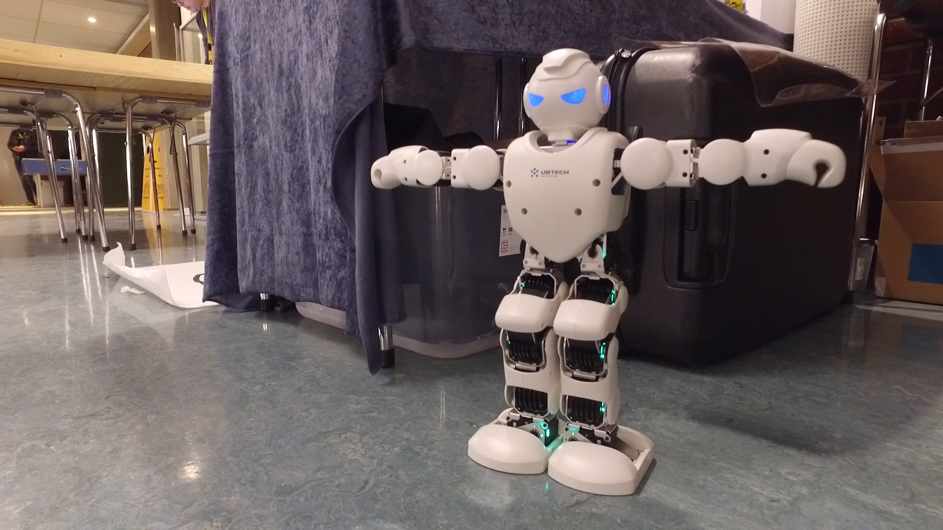 Humanoider Roboter